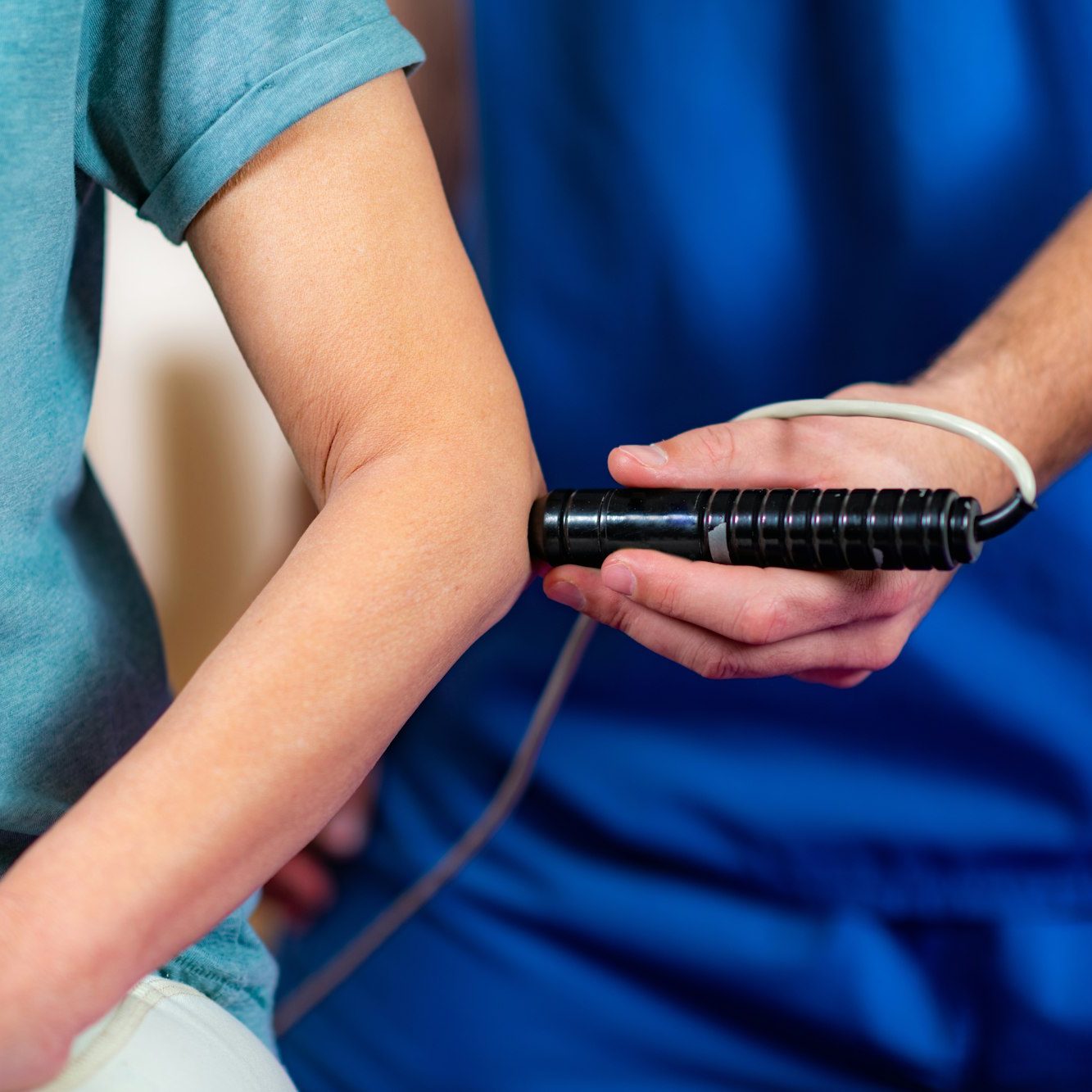 Épicondylite (Tennis elbow) Clinique TAGMED Montréal Terrebonne